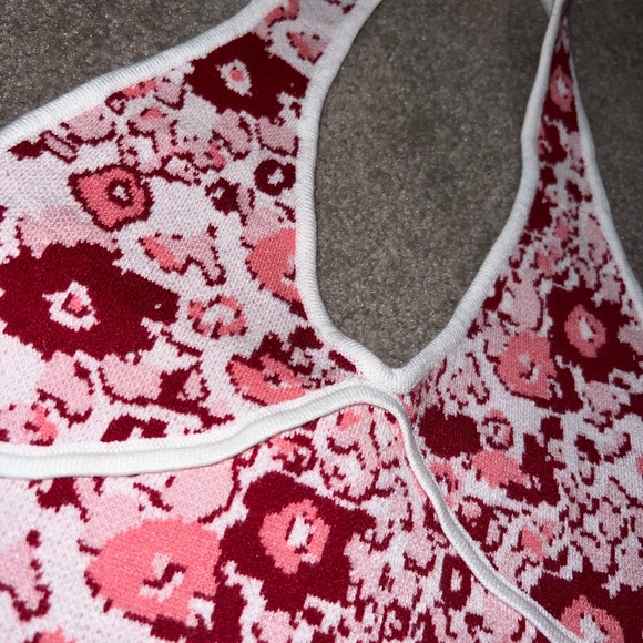 Floral halter neck top - Picture 2 of 2